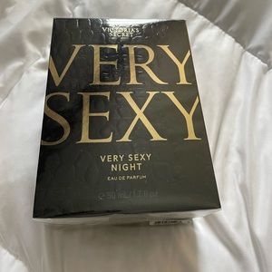 NWT VS Very Sexy Night Eau De Parfum 1.7 fl oz